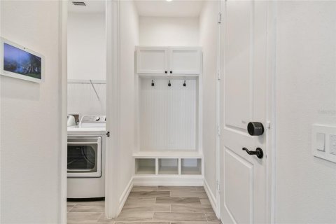 Casa en venta en Wesley Chapel, Florida, 4 dormitorios, 310.2 m2 № 1907801 - foto 11