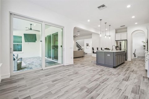 Casa en venta en Wesley Chapel, Florida, 4 dormitorios, 310.2 m2 № 1907801 - foto 27
