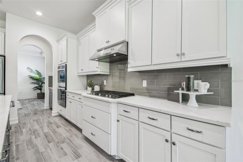 Casa en venta en Wesley Chapel, Florida, 4 dormitorios, 310.2 m2 № 1907801 - foto 21