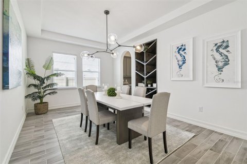 Casa en venta en Wesley Chapel, Florida, 4 dormitorios, 310.2 m2 № 1907801 - foto 15