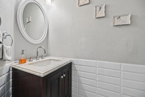 Townhouse in Pembroke Pines, Florida 2 bedrooms, 106.65 sq.m. № 2402433 - photo 15