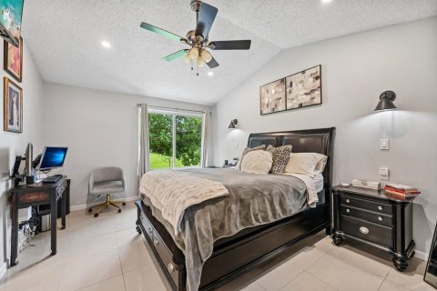Townhouse in Pembroke Pines, Florida 2 bedrooms, 106.65 sq.m. № 2402433 - photo 21