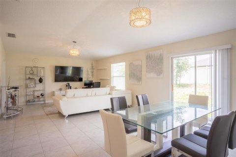 House in Haines City, Florida 3 bedrooms, 144.46 sq.m. № 1784737 - photo 29