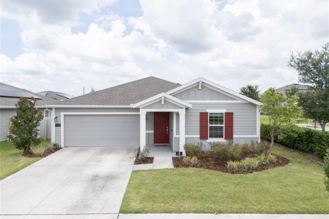 House in Haines City, Florida 3 bedrooms, 144.46 sq.m. № 1784737 - photo 1