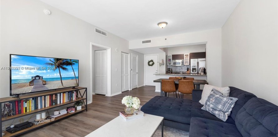 Condo à Miami, Floride, 1 chambre  № 1966424