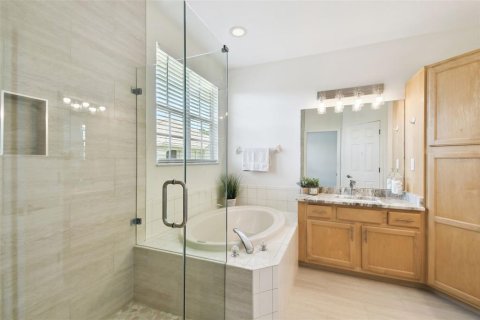 Adosado en venta en Tampa, Florida, 3 dormitorios, 166.48 m2 № 1659072 - foto 30