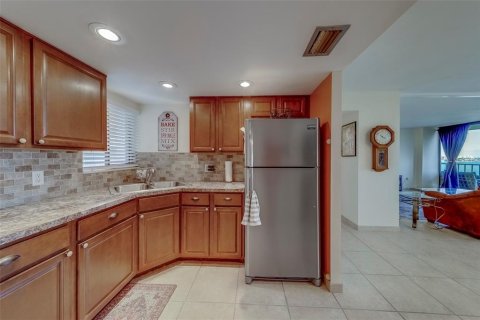 Copropriété à vendre à Clearwater, Floride: 1 chambre, 101.26 m2 № 1628615 - photo 5