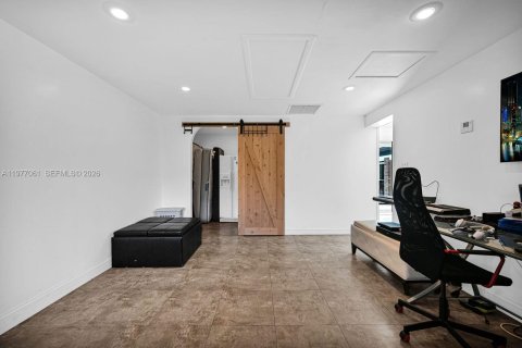 Купить виллу или дом в Пальметто-Бей, Флорида 4 спальни, 245.82м2, № 2041561 - фото 23