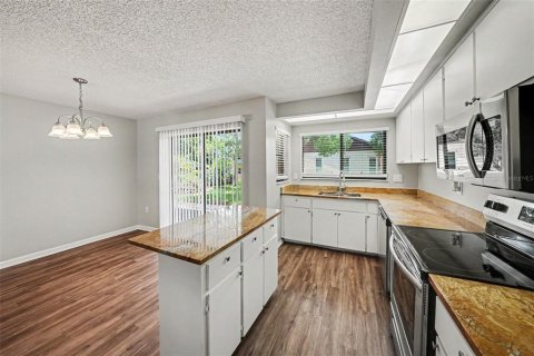Casa en venta en Port Richey, Florida, 3 dormitorios, 126.25 m2 № 2217353 - foto 8