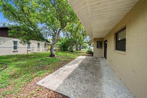 Casa en venta en Port Richey, Florida, 3 dormitorios, 126.25 m2 № 2217353 - foto 23