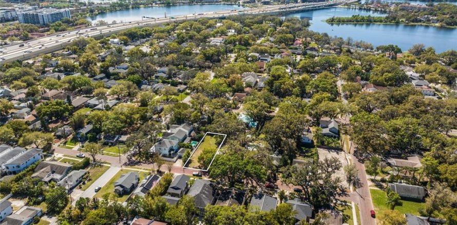 Terreno en Orlando, Florida № 1547631