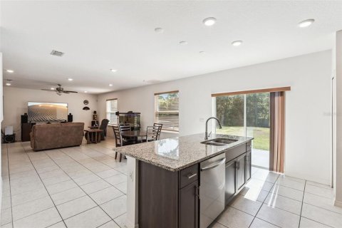 Купить виллу или дом в Деланд, Флорида 4 комнаты, 248.98м2, № 2223691 - фото 7