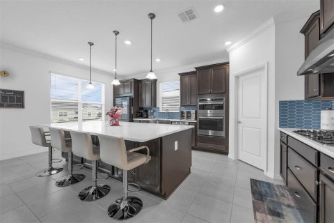 House in Apopka, Florida 4 bedrooms, 255.95 sq.m. № 1784469 - photo 16