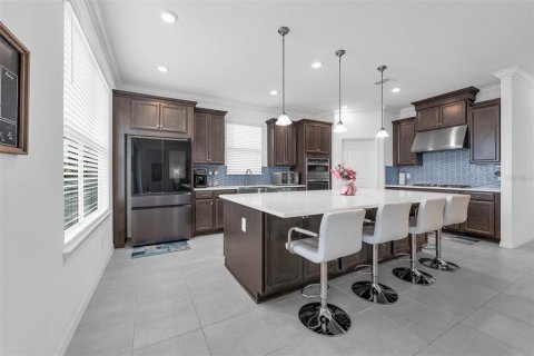 House in Apopka, Florida 4 bedrooms, 255.95 sq.m. № 1784469 - photo 3