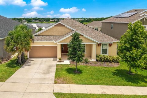 House in Apopka, Florida 4 bedrooms, 255.95 sq.m. № 1784469 - photo 1