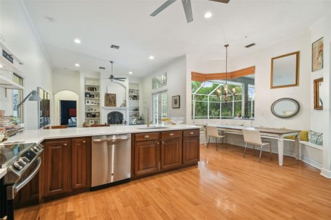 Villa ou maison à louer à Bradenton, Floride: 4 chambres, 315.87 m2 № 2091485 - photo 15