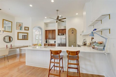 Villa ou maison à louer à Bradenton, Floride: 4 chambres, 315.87 m2 № 2091485 - photo 16
