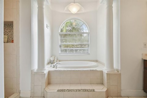 Villa ou maison à louer à Bradenton, Floride: 4 chambres, 315.87 m2 № 2091485 - photo 28