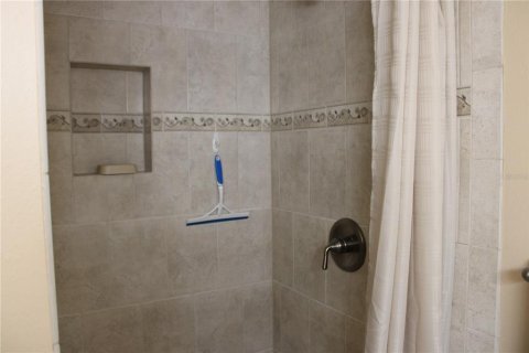 Condominio en alquiler en New Smyrna Beach, Florida, 2 dormitorios, 105.72 m2 № 1873788 - foto 11