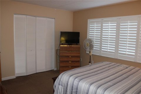 Condominio en alquiler en New Smyrna Beach, Florida, 2 dormitorios, 105.72 m2 № 1873788 - foto 13