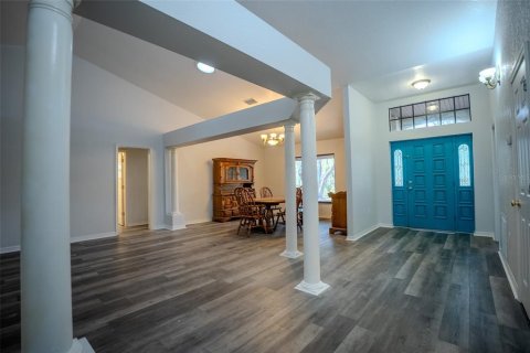 Casa en venta en Lady Lake, Florida, 5 dormitorios, 324.32 m2 № 1777482 - foto 6