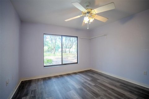 Casa en venta en Lady Lake, Florida, 5 dormitorios, 324.32 m2 № 1777482 - foto 13