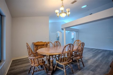 Casa en venta en Lady Lake, Florida, 5 dormitorios, 324.32 m2 № 1777482 - foto 9