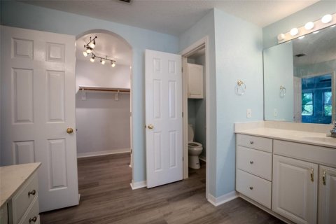 Casa en venta en Lady Lake, Florida, 5 dormitorios, 324.32 m2 № 1777482 - foto 27
