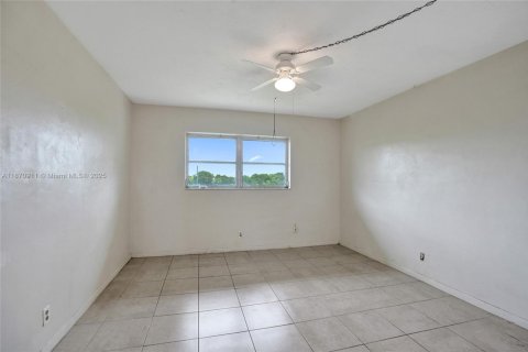 Condominio en venta en Plantation, Florida, 1 dormitorio, 69.49 m2 № 1979922 - foto 14
