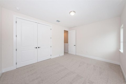 Townhouse in New Port Richey, Florida 3 bedrooms, 170.48 sq.m. № 2137783 - photo 20