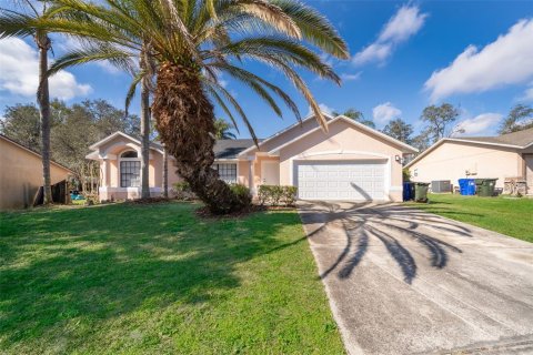 House in Ocoee, Florida 3 bedrooms, 157.93 sq.m. № 1543179 - photo 2