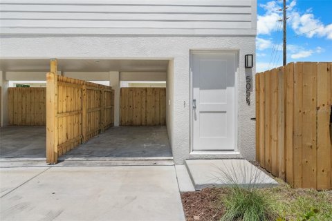 Apartamento en alquiler en Saint Petersburg, Florida, 2 dormitorios, 74.32 m2 № 2094591 - foto 15
