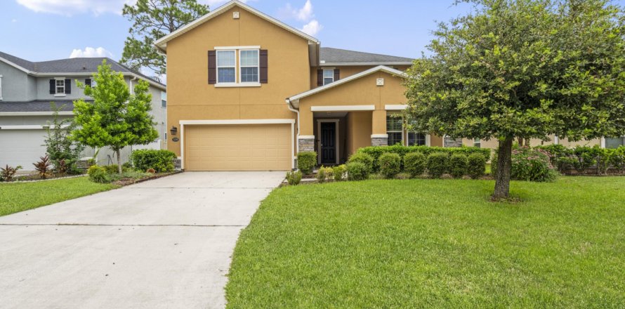 House in Jacksonville, Florida 5 bedrooms, 250.37 sq.m. № 776444