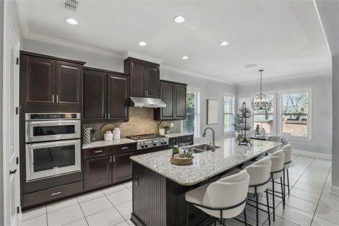 House in Lake Mary, Florida 4 bedrooms, 301.1 sq.m. № 1558034 - photo 10