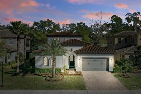 House in Lake Mary, Florida 4 bedrooms, 301.1 sq.m. № 1558034 - photo 1