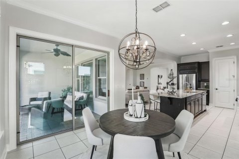 House in Lake Mary, Florida 4 bedrooms, 301.1 sq.m. № 1558034 - photo 21