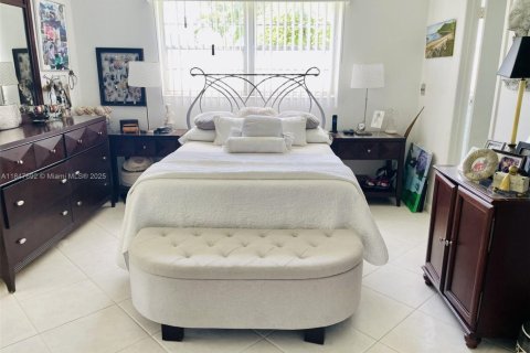 Condominio en venta en Deerfield Beach, Florida, 1 dormitorio, 65.03 m2 № 1981946 - foto 5