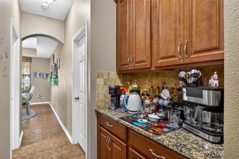 House in Riverview, Florida 6 bedrooms, 546.64 sq.m. № 2405697 - photo 7