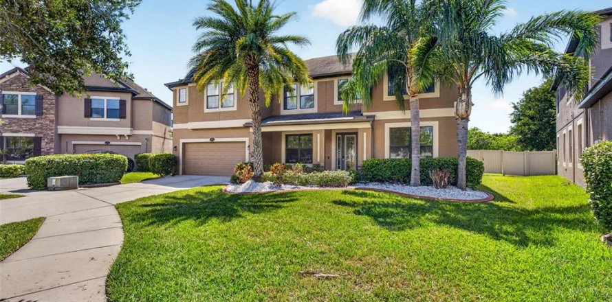 House in Riverview, Florida 6 bedrooms, 546.64 sq.m. № 2405697