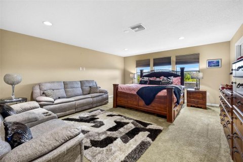 House in Riverview, Florida 6 bedrooms, 546.64 sq.m. № 2405697 - photo 18