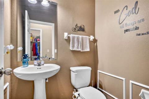 House in Riverview, Florida 6 bedrooms, 546.64 sq.m. № 2405697 - photo 9