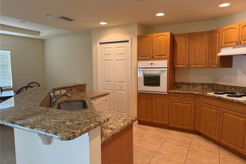 House in Lehigh Acres, Florida 3 bedrooms, 196.95 sq.m. № 1299983 - photo 16