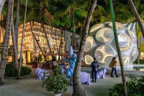 Casa en alquiler en Miami, Florida, 2 dormitorios, 125.6 m2 № 2081594 - foto 25