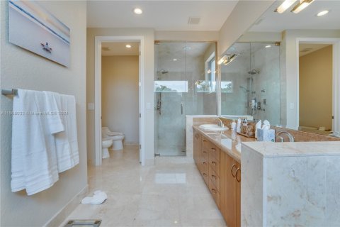 Townhouse in Fort Lauderdale, Florida 4 bedrooms, 318.28 sq.m. № 2076727 - photo 20
