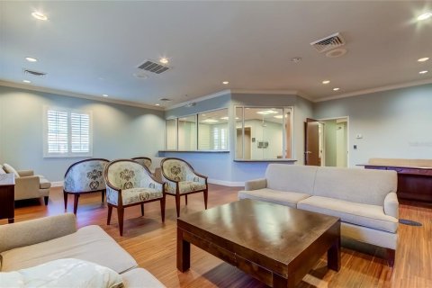 Propiedad comercial en alquiler en Lutz, Florida, 456.89 m2 № 736691 - foto 11