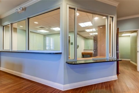 Propiedad comercial en alquiler en Lutz, Florida, 456.89 m2 № 736691 - foto 13
