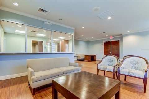 Propiedad comercial en alquiler en Lutz, Florida, 456.89 m2 № 736691 - foto 12