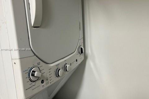 Снять в аренду кондоминиум в Серфсайд, Флорида 2 спальни, 110.55м2, № 1992160 - фото 9