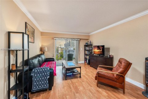 Copropriété à vendre à Miami Beach, Floride: 1 chambre, 76.46 m2 № 2066415 - photo 3