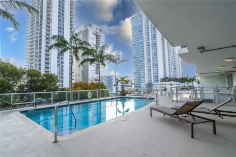 Copropriété à louer à Miami, Floride: 1 chambre, 62.99 m2 № 2032884 - photo 5